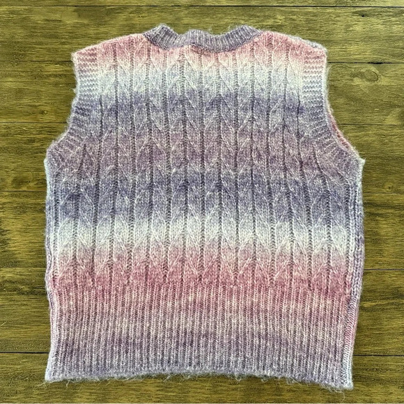 Lili Sidonio size Small Purple Ombre Sweater Vest Cable Knit arty urban pop Cute - Picture 3 of 4